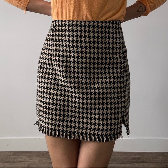 Dynamite Dresses & Skirts - Dynamite Houndstooth Fringe Mini Skirt in Black and Cream